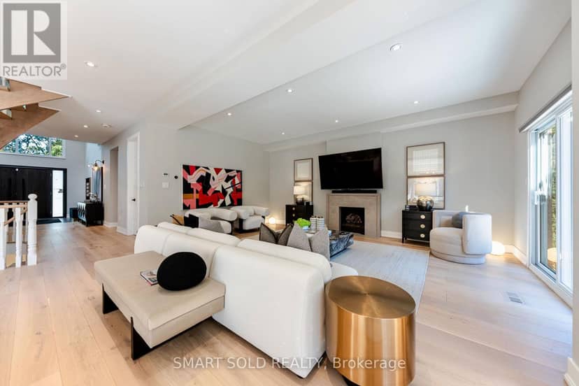 231 Hounslow Avenue, Toronto, photo 8