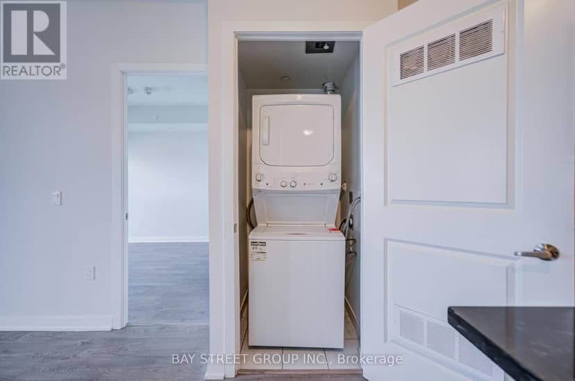 1610 - 4699 Glen Erin Drive — photo 30 of 40
