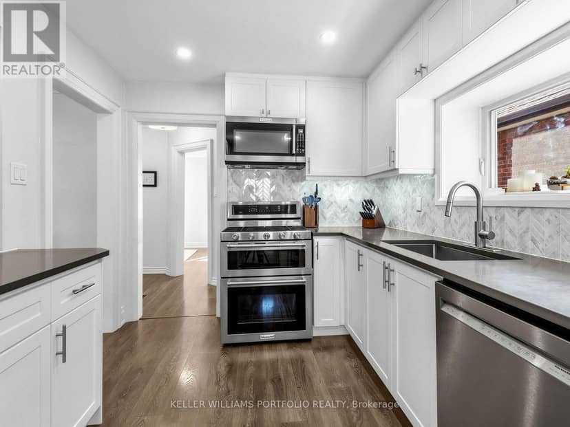 163 Lambton Avenue — photo 14 of 34