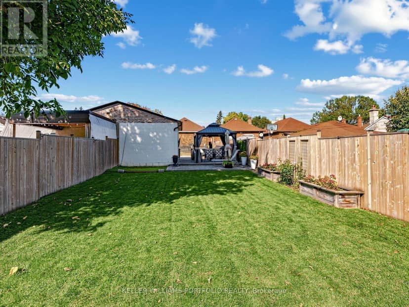 163 Lambton Avenue — photo 34 of 34