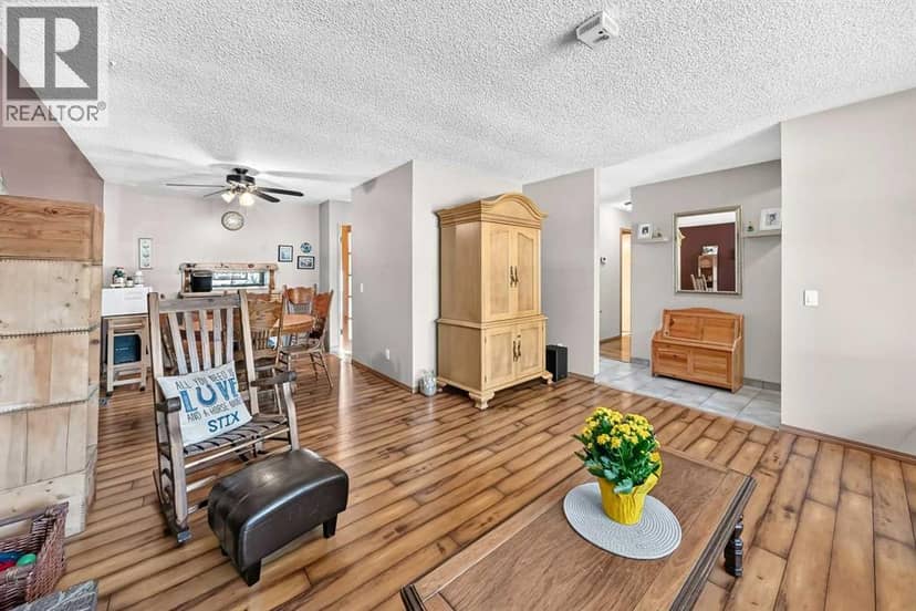 6432 Rundlehorn Drive NE, Calgary, photo 5
