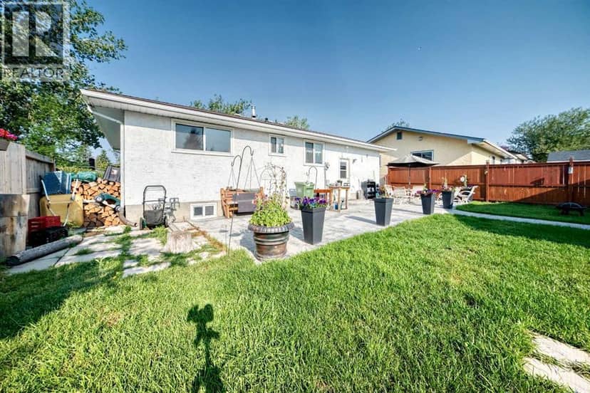 6432 Rundlehorn Drive NE — photo 33 of 36