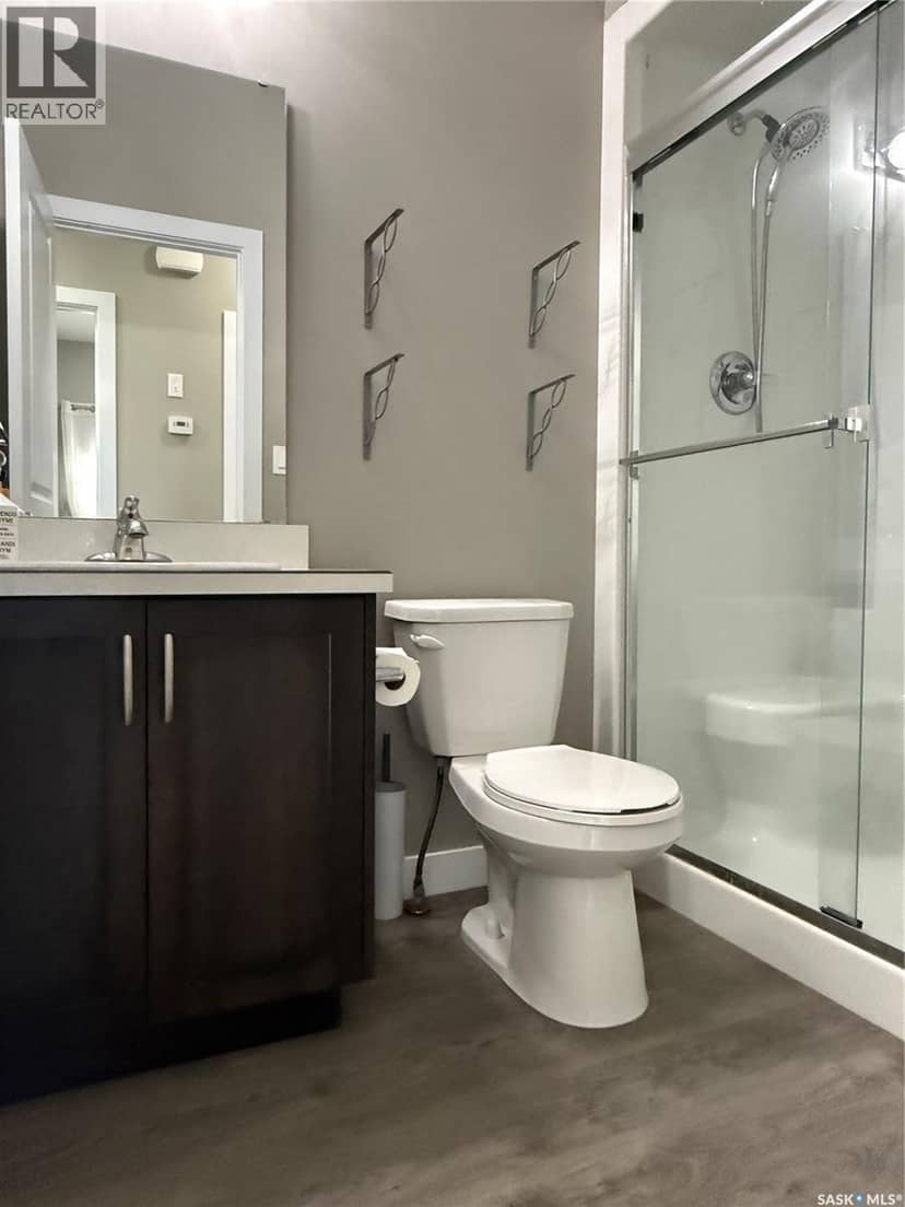 316 Queen STREET — photo 12 of 40