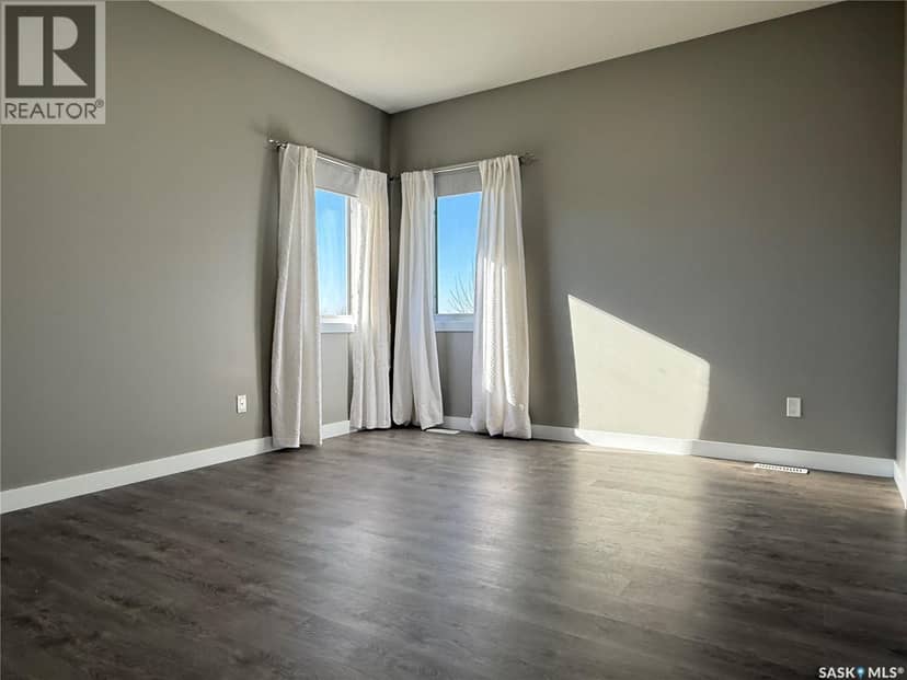 316 Queen STREET — photo 13 of 40