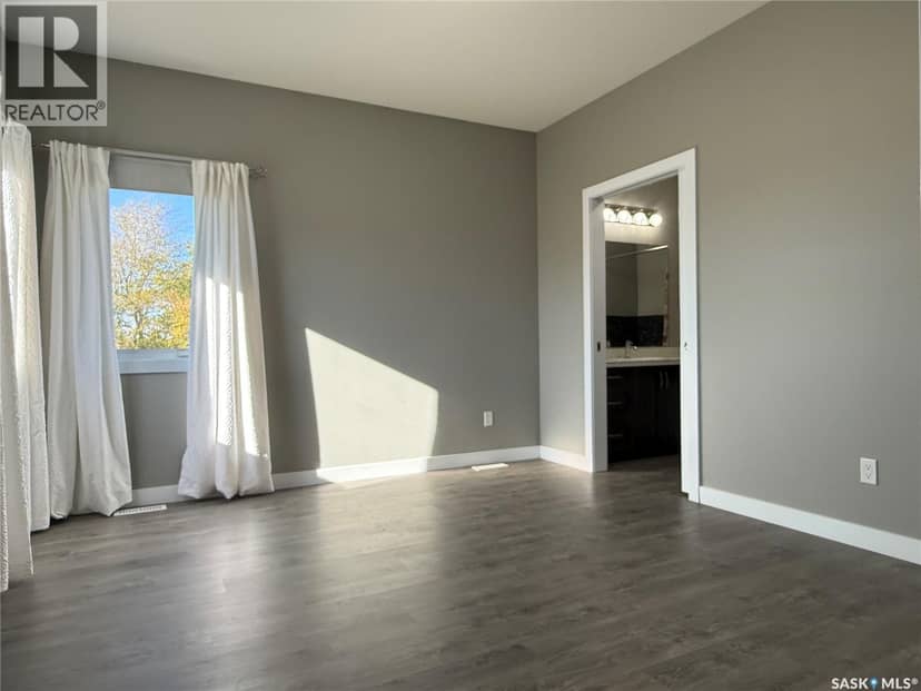 316 Queen STREET — photo 14 of 40
