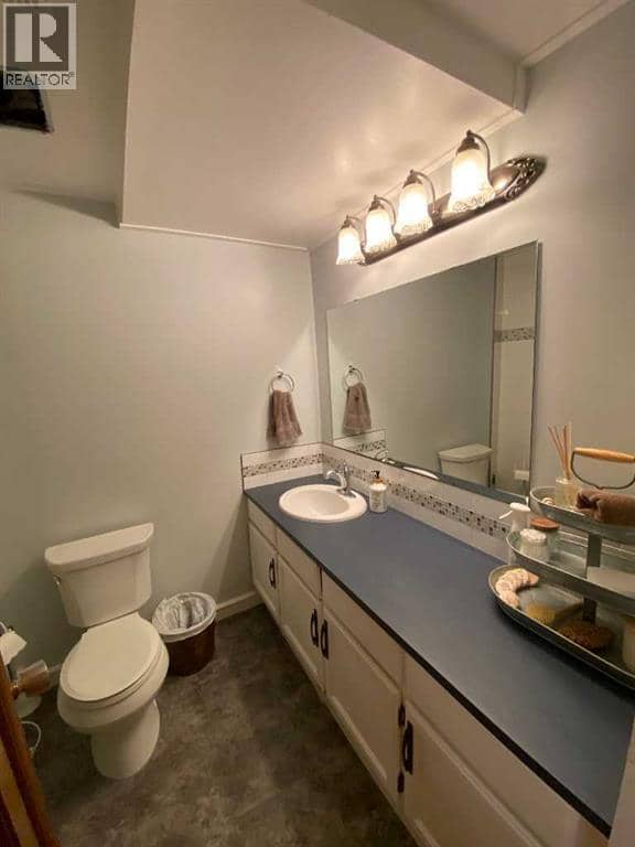 39 Lakeview Crescent E — photo 18 of 24
