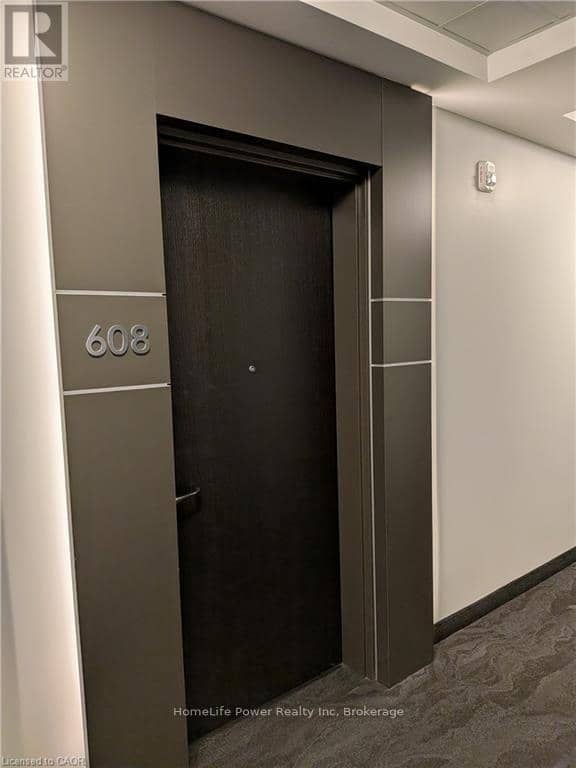 608 - 399 Queen Street S — photo 22 of 26