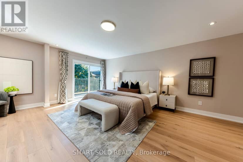 231 Hounslow Avenue — photo 21 of 40