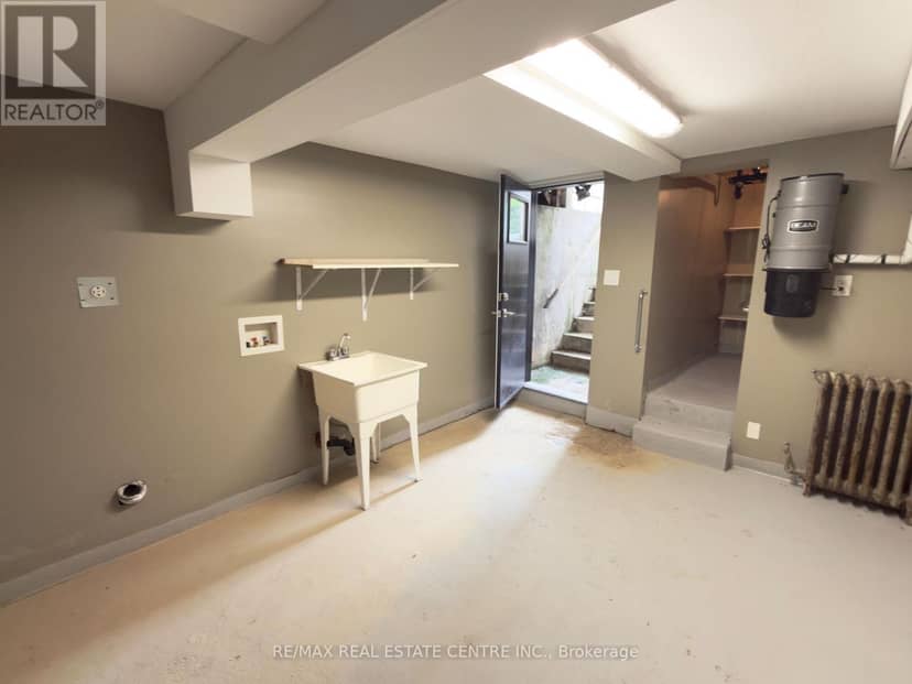 200 Roxton Road — photo 20 of 22