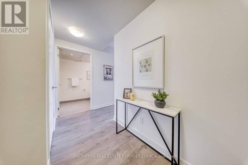 701 - 2 Sonic Way, Toronto, photo 6
