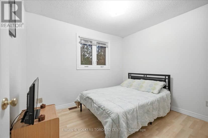 14 Hillman Drive — photo 27 of 40