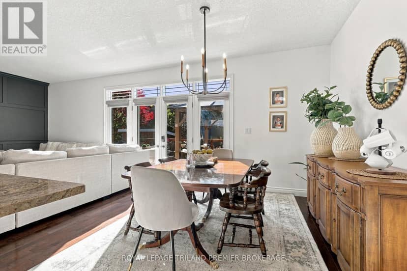 745 Kleinburg Drive — photo 15 of 40