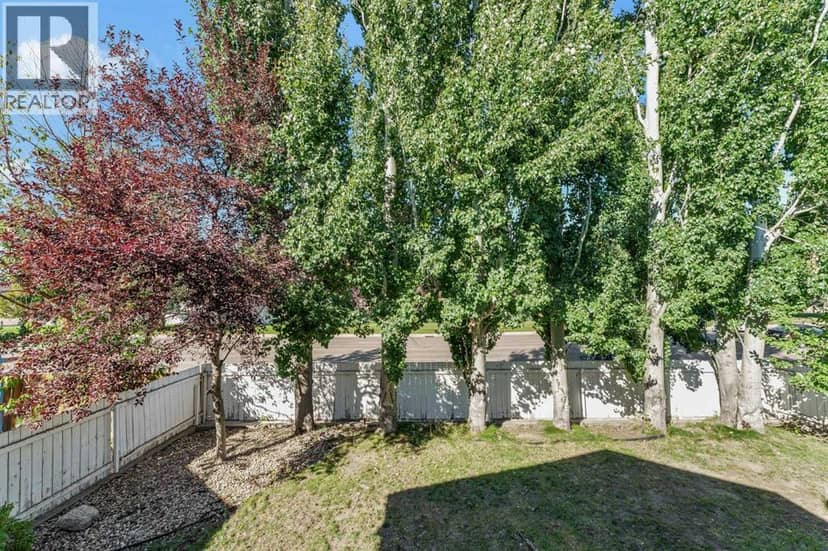 460 Spruce Way SE — photo 25 of 26