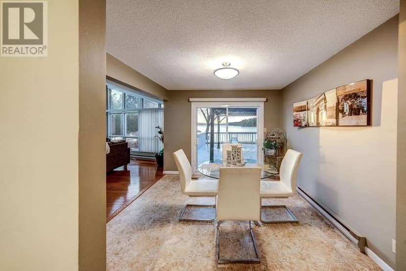 79 Gilbert Street — photo 11 of 40