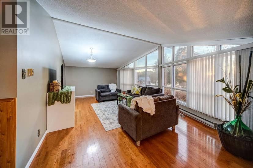 79 Gilbert Street — photo 14 of 40