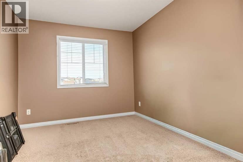 8505 102A Avenue — photo 17 of 21