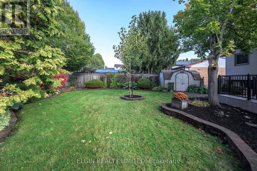 6 Aldborough Avenue — photo 34 of 39