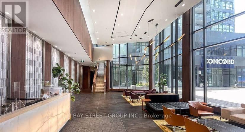 2007 - 80 Queens Wharf Road, Toronto, photo 5