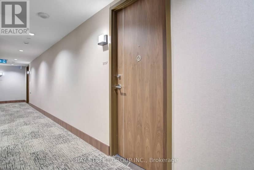 2007 - 80 Queens Wharf Road, Toronto, photo 6