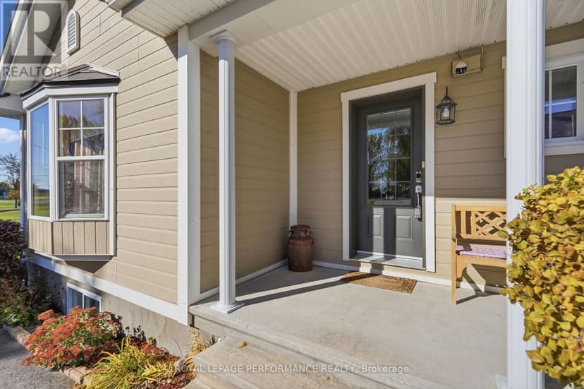 2204 Bay Road, Champlain, photo 4