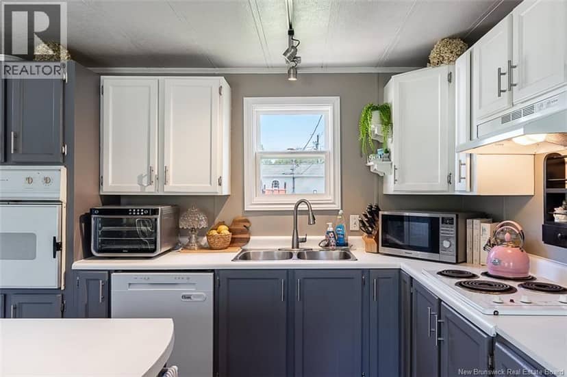6 Lausanne Street, Moncton, photo 8