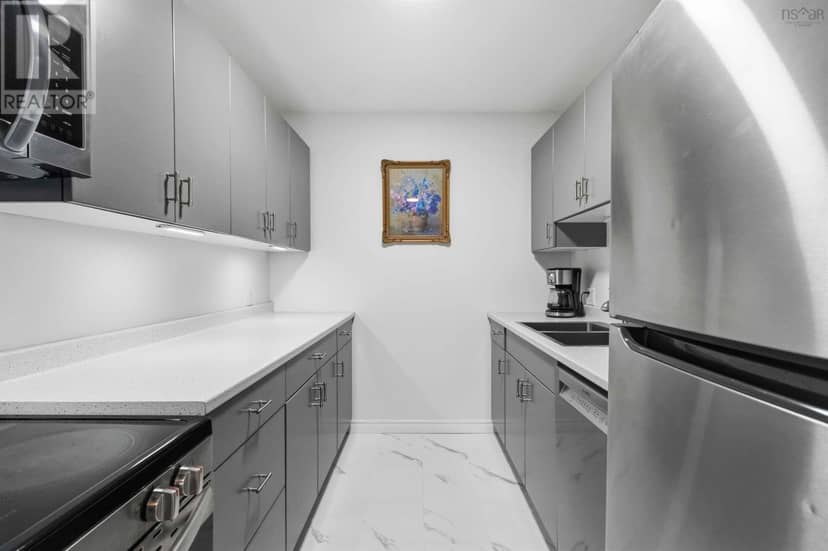 230 281 Windmill Road — photo 13 of 24