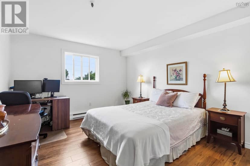 230 281 Windmill Road — photo 19 of 24