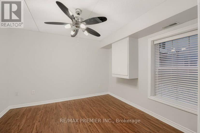 112 - 1380 Main Street E — photo 23 of 31