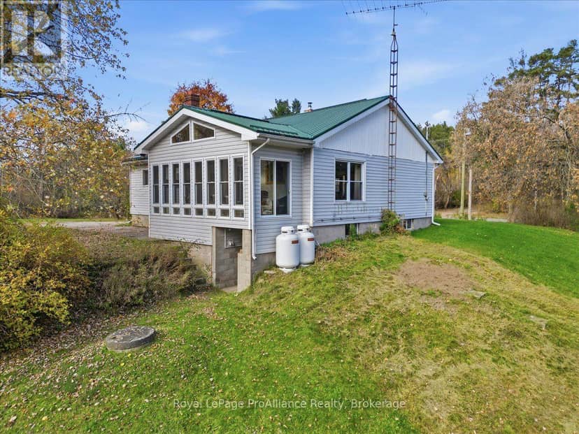2096 Hollowview Road, Centre Hastings, photo 6