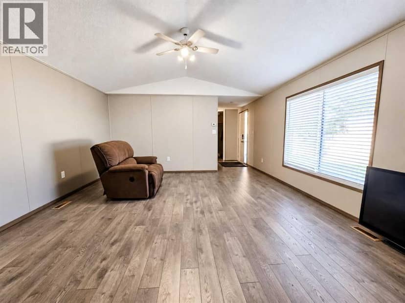119, 810 56, Edson, photo 5