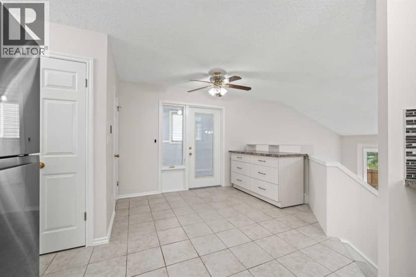 107 Tararidge Close NE — photo 15 of 38