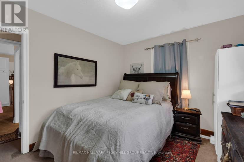 11 Colborne Street — photo 10 of 25