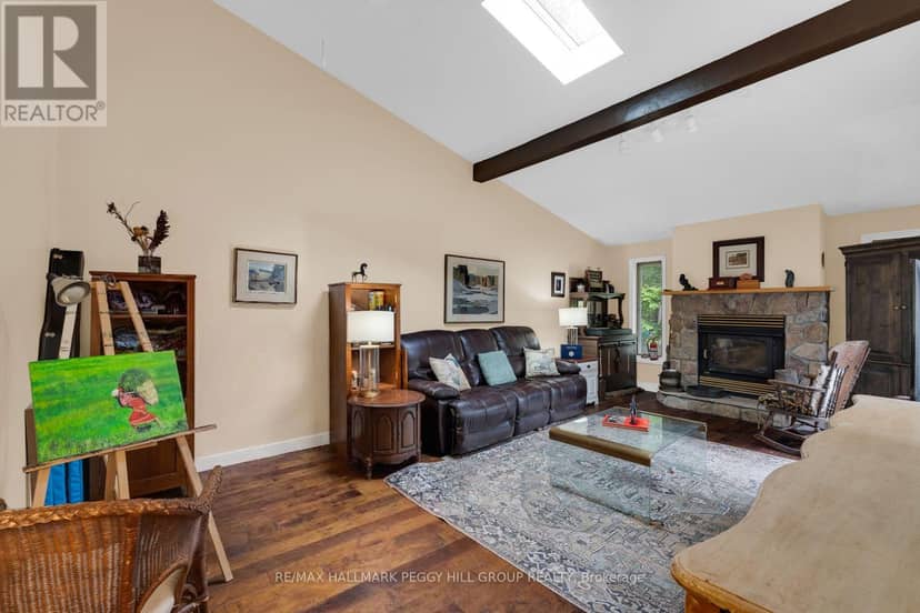 11 Colborne Street, Oro-Medonte, photo 7