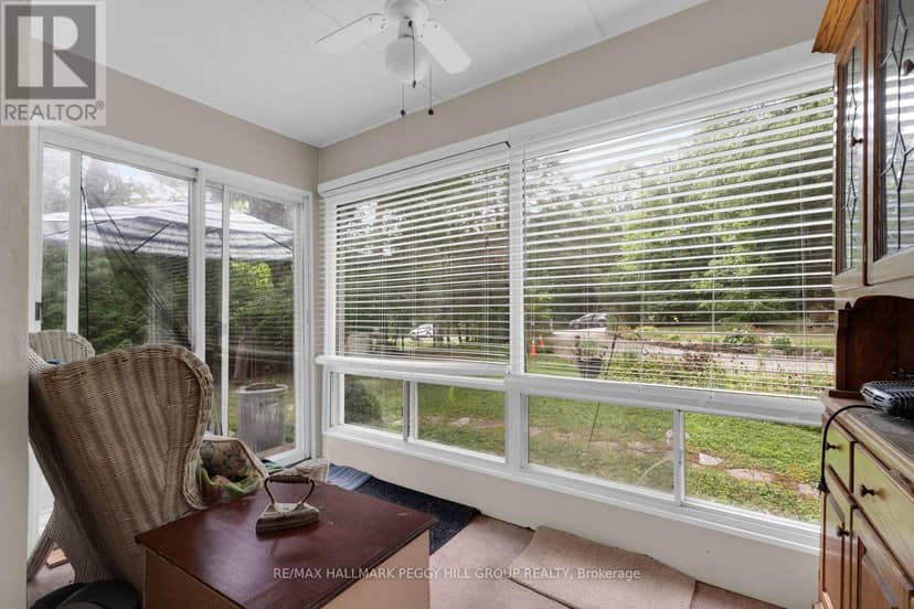 11 Colborne Street, Oro-Medonte, photo 8