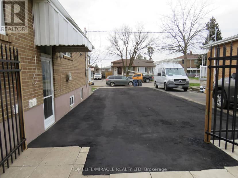 18 Rubydale Gardens, Toronto, photo 6