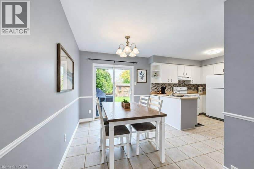62 VILLAGE GREEN Way — photo 12 of 40