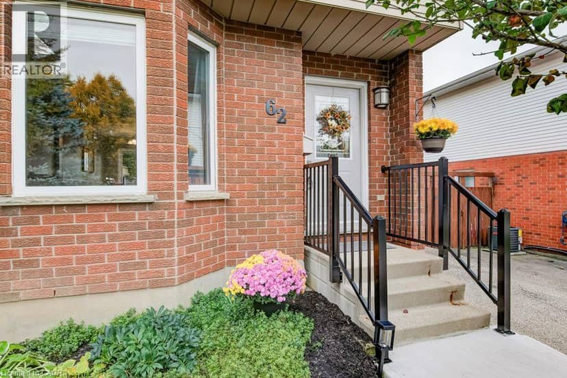 62 VILLAGE GREEN Way, Baden, photo 5