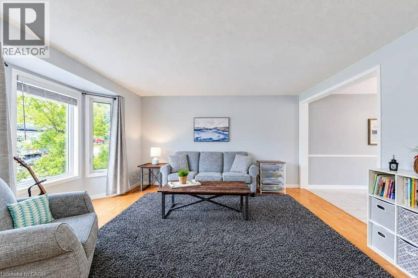 62 VILLAGE GREEN Way, Baden, photo 8