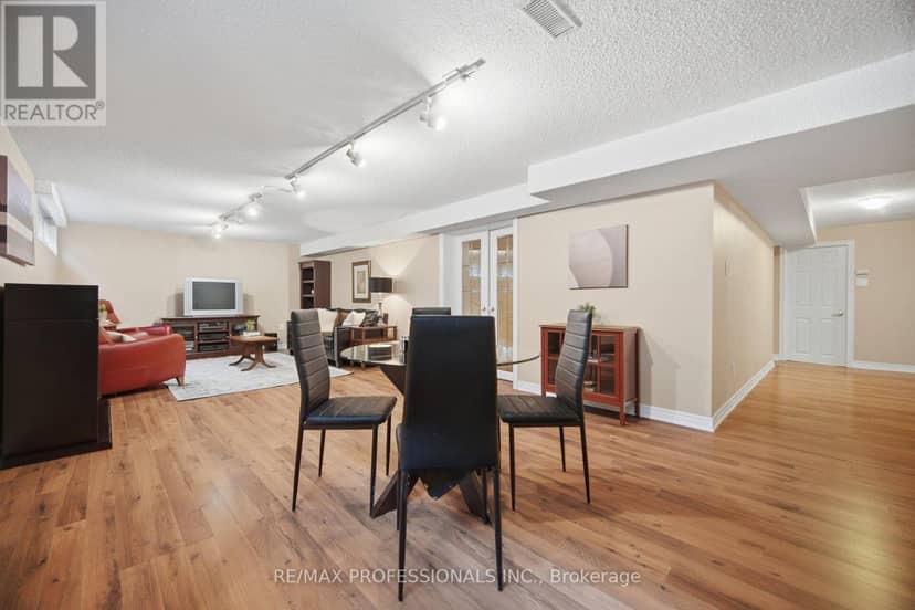 14 Strathdee Drive — photo 32 of 40
