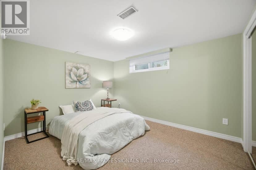 14 Strathdee Drive — photo 36 of 40