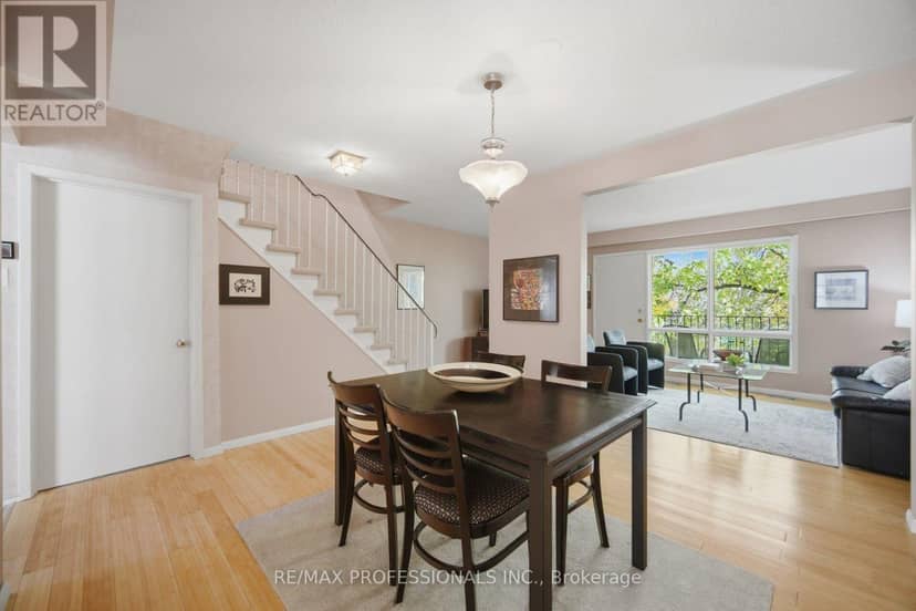 94 - 65 Old Burnhamthorpe Road — photo 11 of 40
