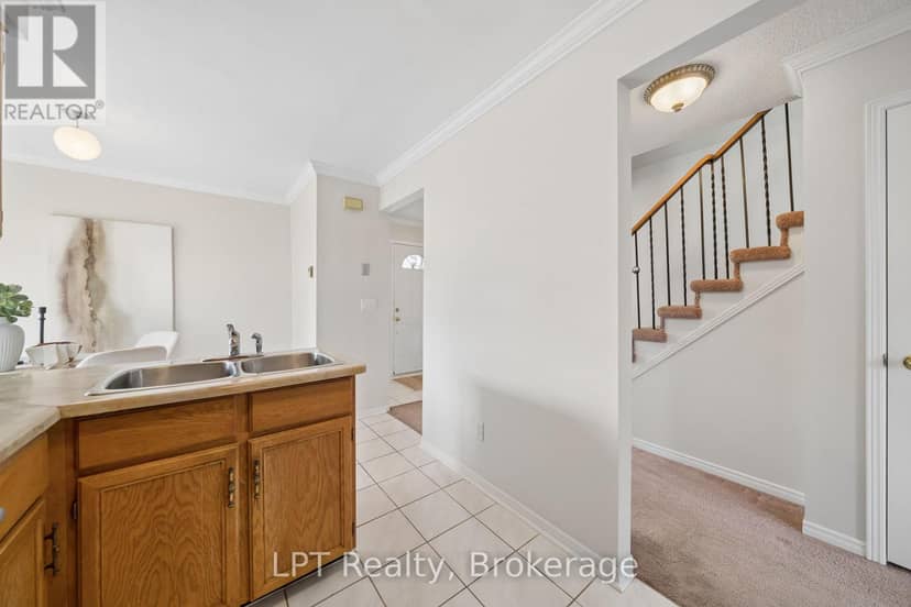 420 Cobblehill Drive, Oshawa, photo 5
