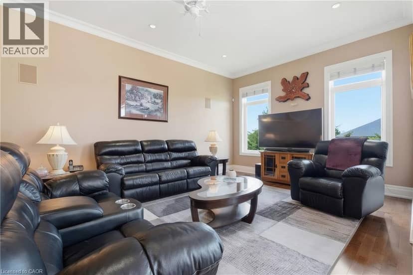 119 GERBER MEADOWS Drive, Wellesley, photo 5