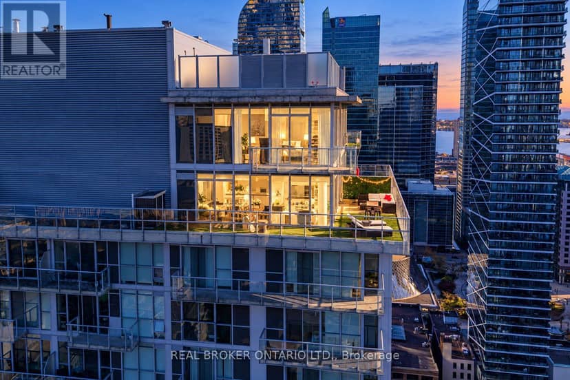 PH02 - 126 Simcoe Street, Toronto