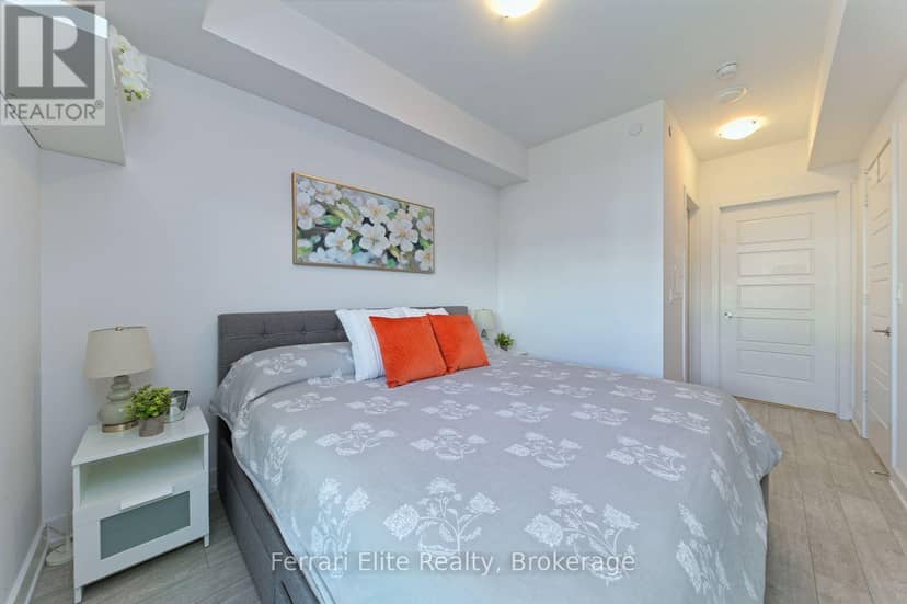 C307 - 301 Sea Ray Avenue — photo 15 of 38