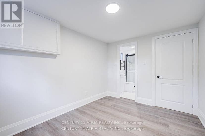 33 Sir Brandiles Place — photo 21 of 30
