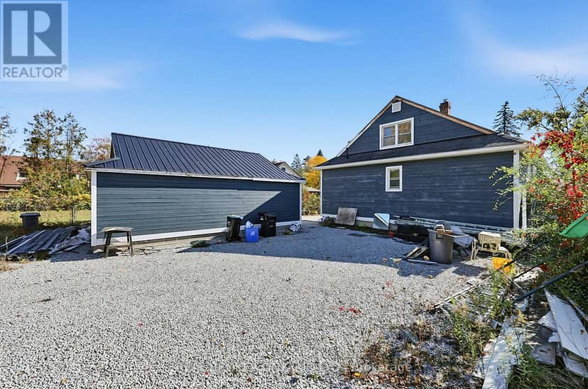 42 Donald Street — photo 21 of 30