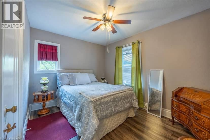 112 TALBOT Road — photo 15 of 40