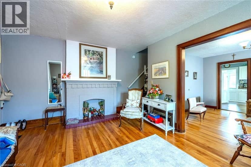 112 TALBOT Road — photo 9 of 40