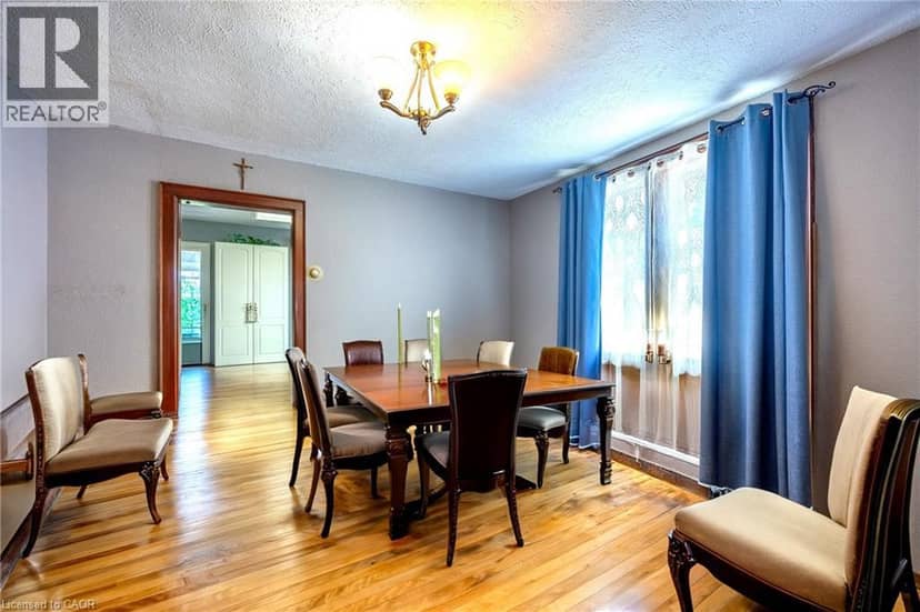 112 TALBOT Road — photo 10 of 40